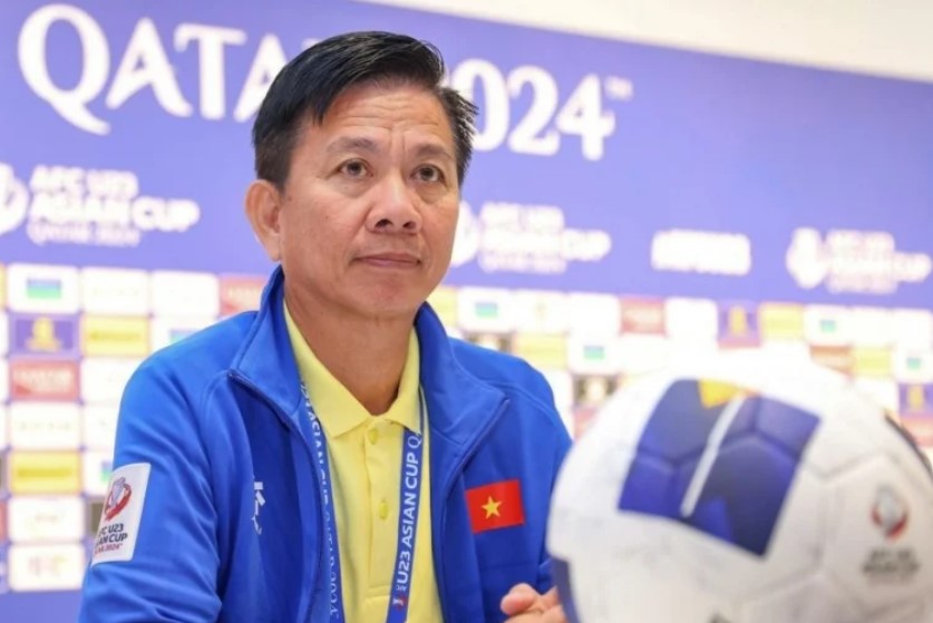Bị loại, HLV Hoàng Anh Tuấn vẫn khen cầu thủ U23 Việt Nam đá đẹp: ‘Tôi nhận hết trách nhiệm, các bạn muốn ch.ửi thì nhắm vào tôi, học trò của tôi không có lỗi’